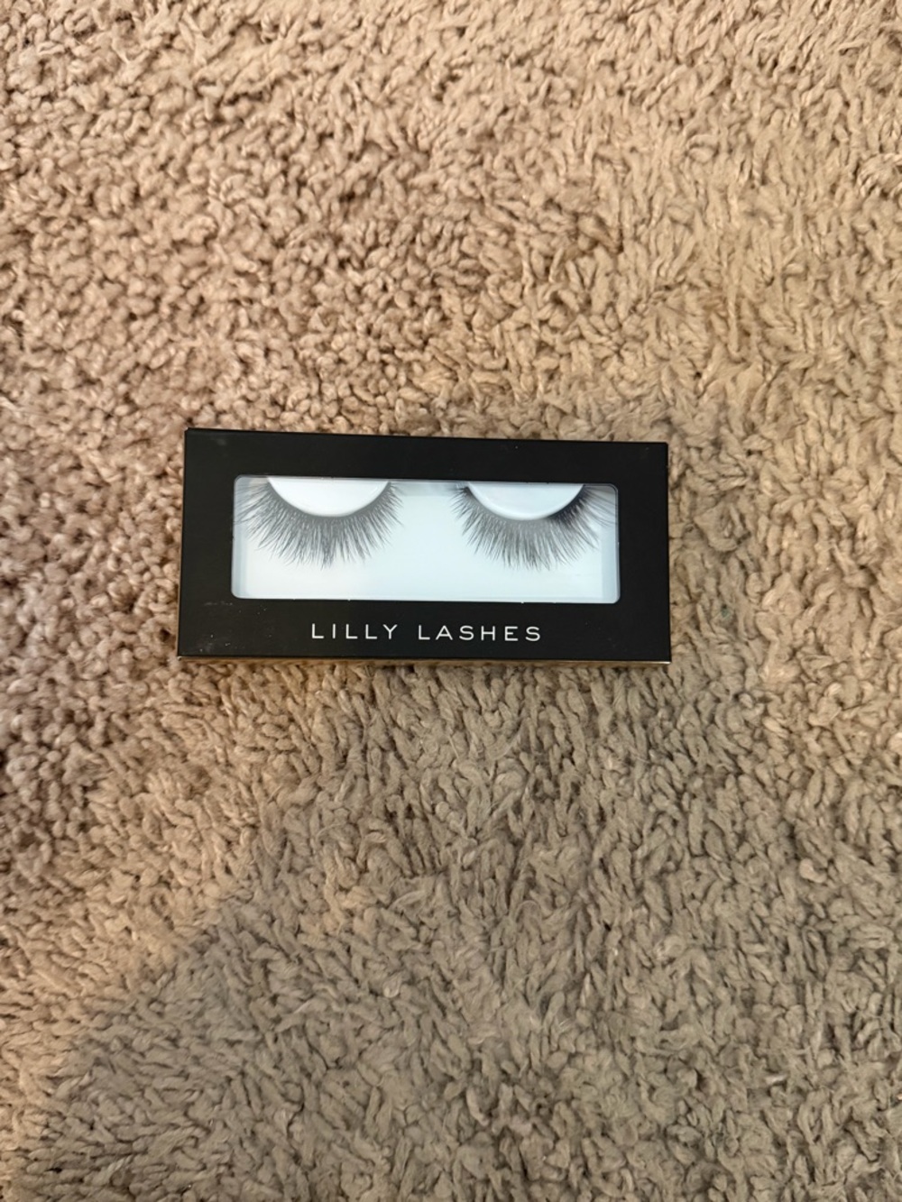 LILLY LASHES “SAN DIEGO” NEW